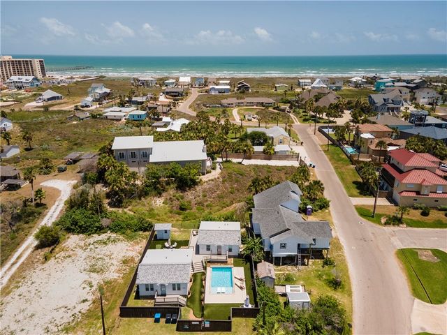 227 S 11th St, Port Aransas, TX 78373