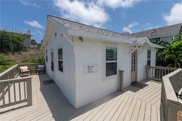 227 S 11th St, Port Aransas, TX 78373