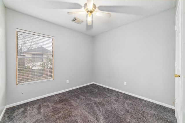 10810 Meadow Walk Lane, Houston, TX 77067