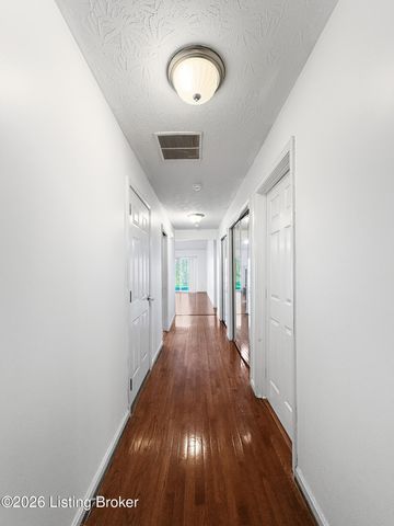 12007 Fallen Oak Ct, Louisville, KY 40245