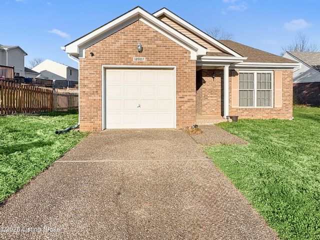 12007 Fallen Oak Ct, Louisville, KY 40245