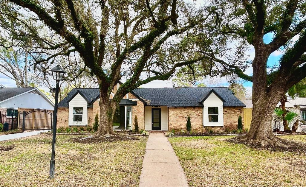 2511 Briarpark Drive, Houston, TX 77042