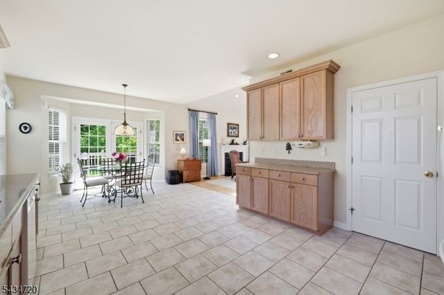 66 Canada Goose Dr, Allamuchy Twp., NJ 07840