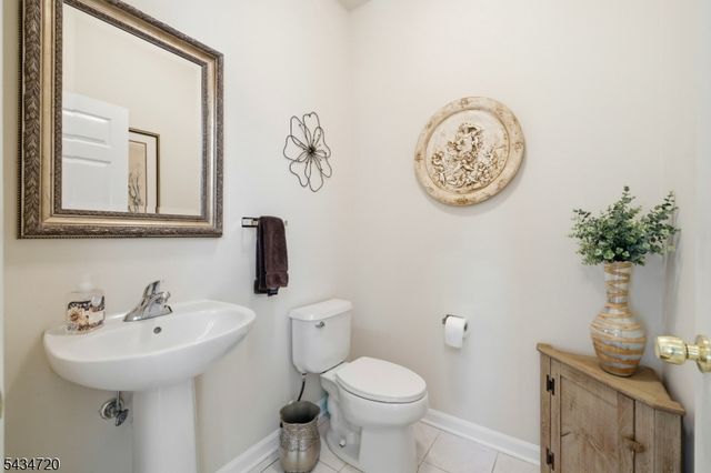 66 Canada Goose Dr, Allamuchy Twp., NJ 07840