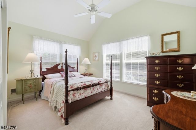 66 Canada Goose Dr, Allamuchy Twp., NJ 07840