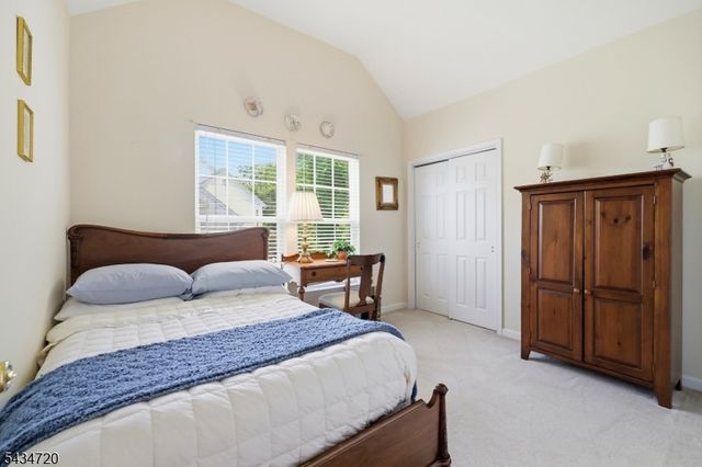66 Canada Goose Dr, Allamuchy Twp., NJ 07840