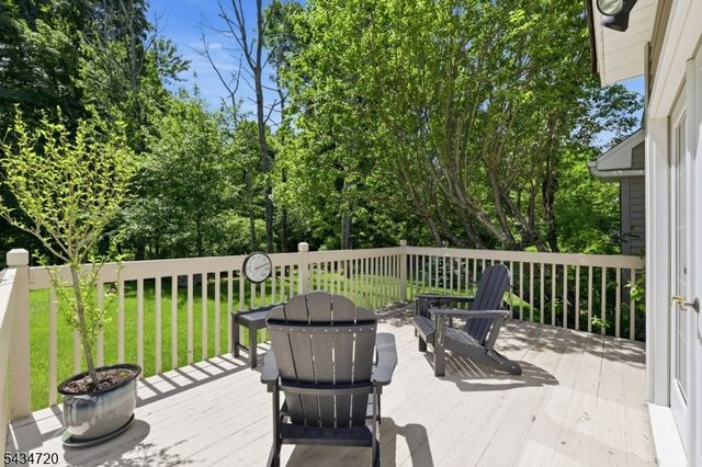 66 Canada Goose Dr, Allamuchy Twp., NJ 07840