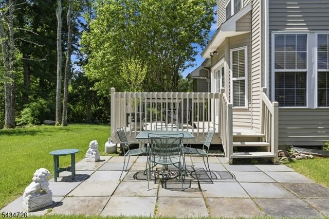 66 Canada Goose Dr, Allamuchy Twp., NJ 07840
