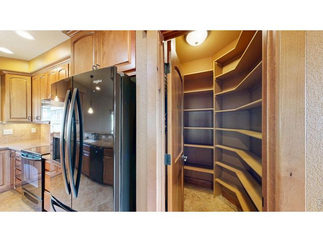 261 Solomon Dr, Estes Park, CO 80517