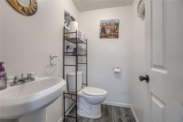 1118 SW Eastman Court, Blue Springs, MO 64015