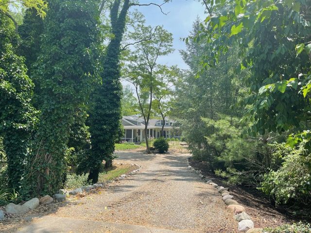 331 Marquette Drive, New Buffalo, MI 49117