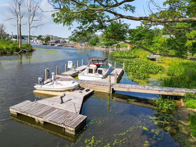 331 Marquette Drive, New Buffalo, MI 49117
