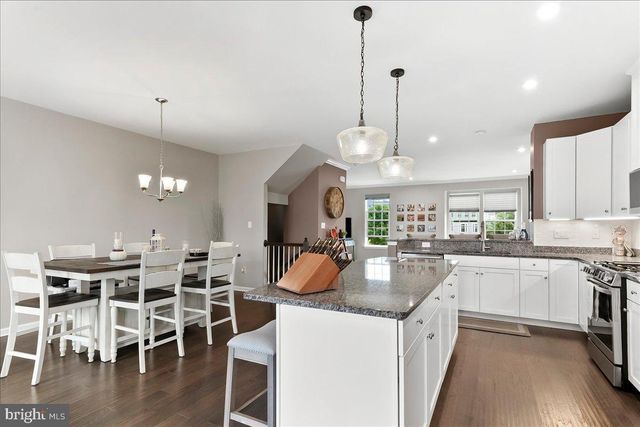 331 S PARKWAY DR, Middletown, DE 19709