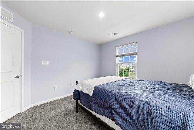 331 S PARKWAY DR, Middletown, DE 19709