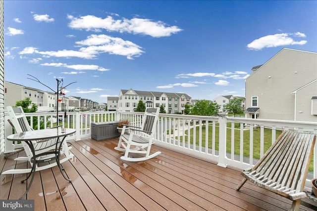331 S PARKWAY DR, Middletown, DE 19709