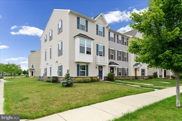 331 S PARKWAY DR, Middletown, DE 19709