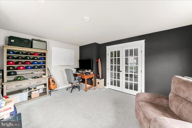 331 S PARKWAY DR, Middletown, DE 19709