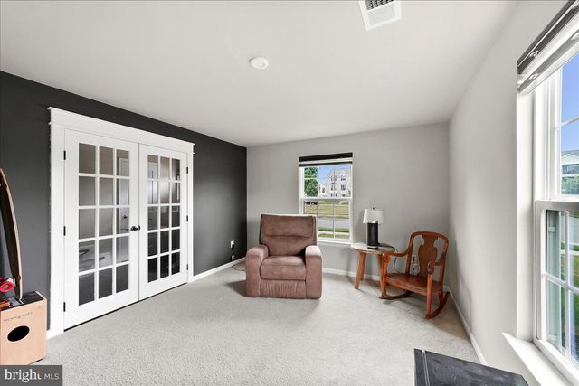331 S PARKWAY DR, Middletown, DE 19709