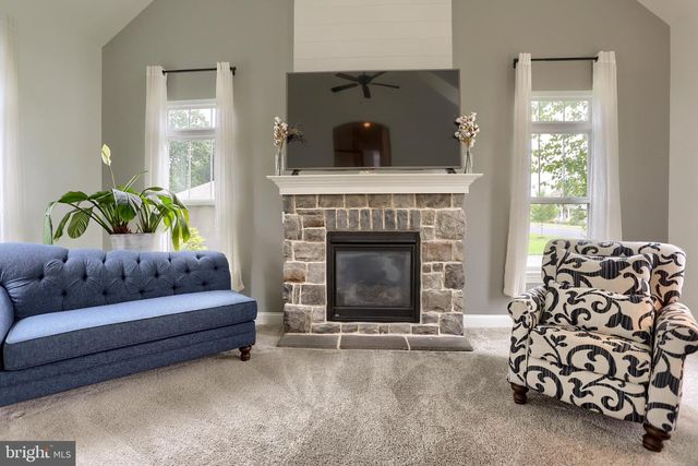 200 STONE ARCH DR, Marysville, PA 17053
