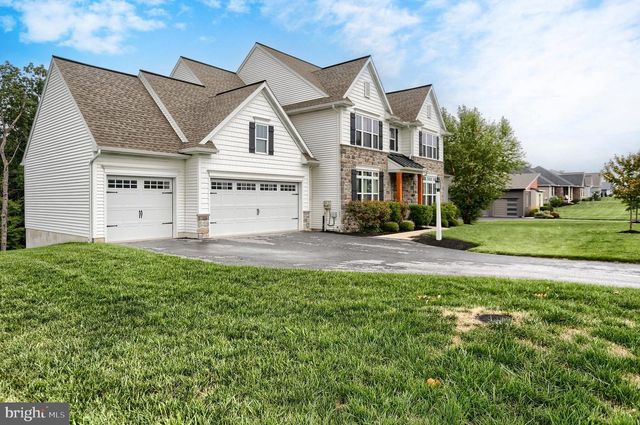 200 STONE ARCH DR, Marysville, PA 17053