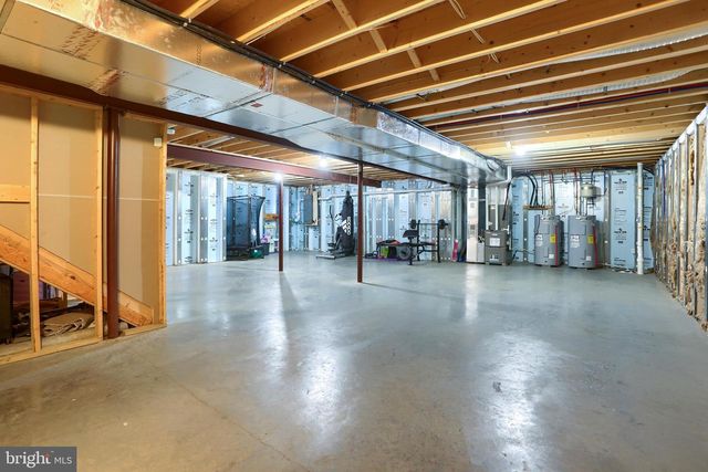 200 STONE ARCH DR, Marysville, PA 17053