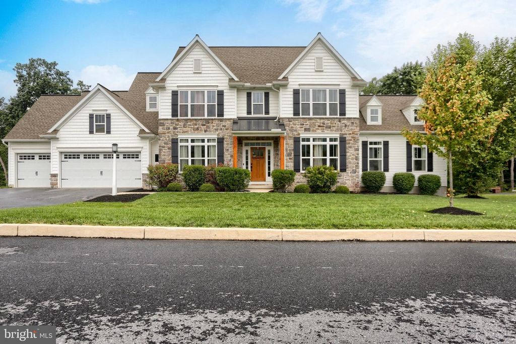 200 STONE ARCH DR, Marysville, PA 17053