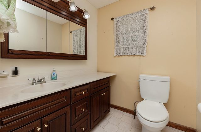 401 Walnut Avenue NW, Mitchellville, IA 50169