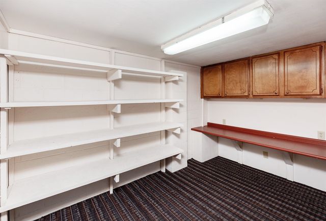 401 Walnut Avenue NW, Mitchellville, IA 50169