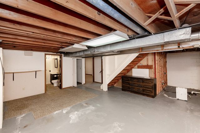 401 Walnut Avenue NW, Mitchellville, IA 50169