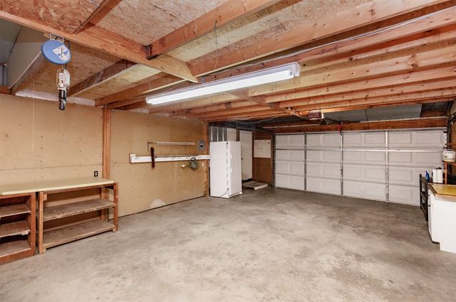 401 Walnut Avenue NW, Mitchellville, IA 50169