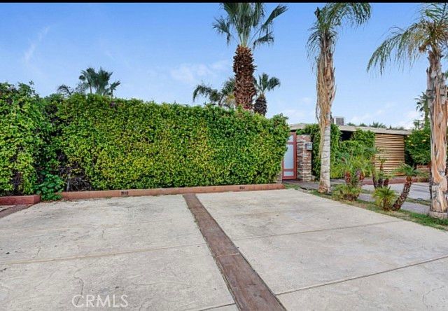 912 E Chuckwalla Road, Palm Springs, CA 92262