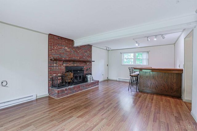 128 Maplewood Drive, Owensville, OH 45160