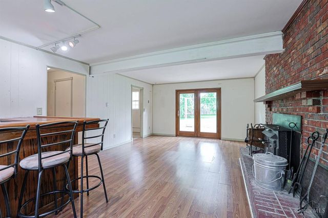 128 Maplewood Drive, Owensville, OH 45160