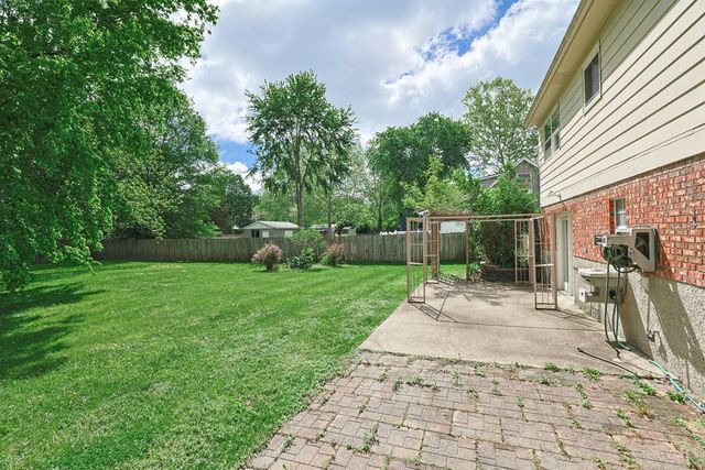 128 Maplewood Drive, Owensville, OH 45160