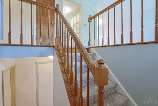 128 Maplewood Drive, Owensville, OH 45160