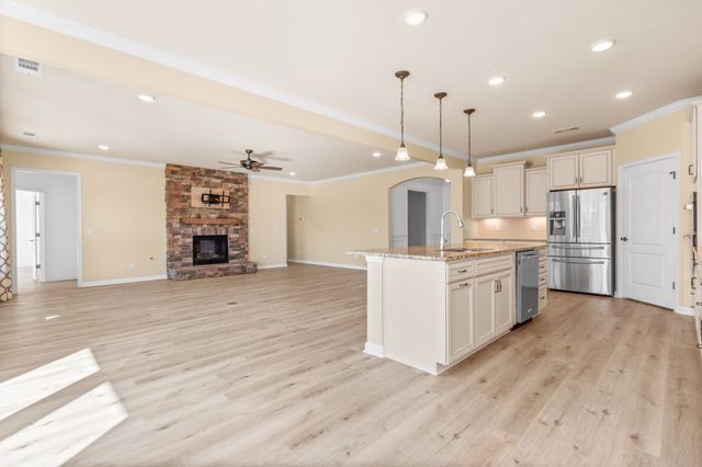 1027 Coffee Rdg, Spring Hill, TN 37174