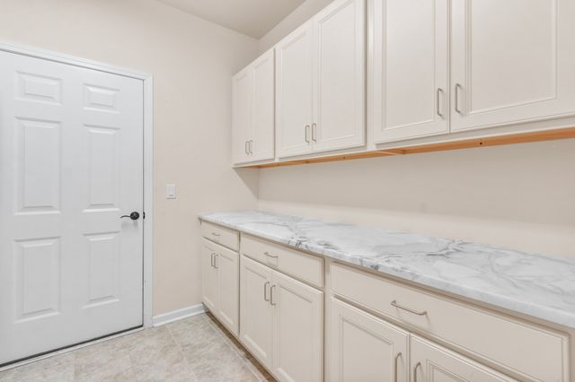 1027 Coffee Rdg, Spring Hill, TN 37174