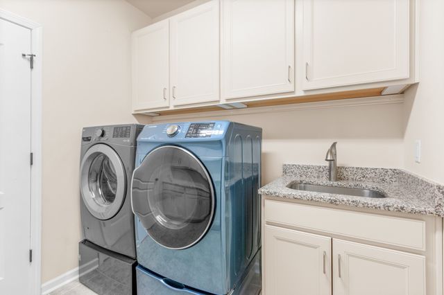 1027 Coffee Rdg, Spring Hill, TN 37174