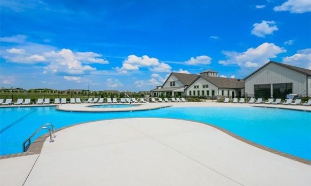 1027 Coffee Rdg, Spring Hill, TN 37174