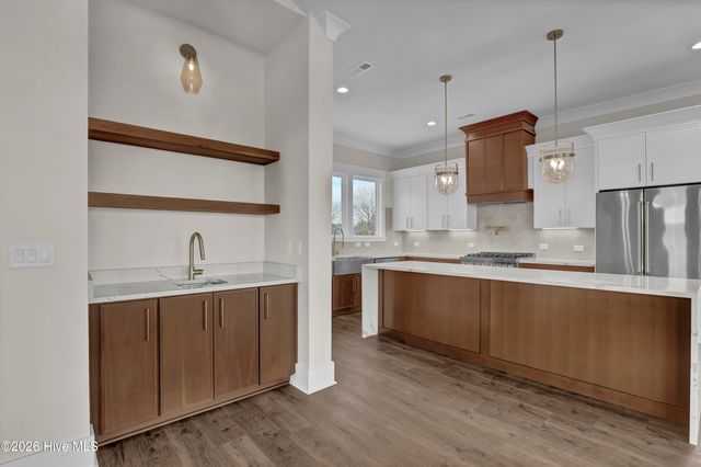 113 Diamond Pt Court, Surf City, NC 28445