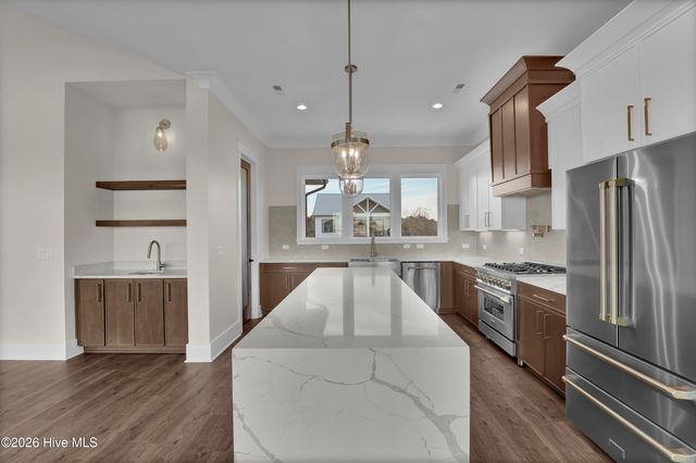 113 Diamond Pt Court, Surf City, NC 28445