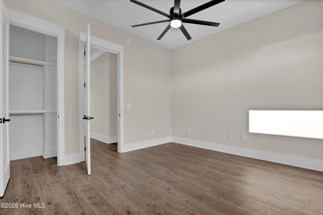 113 Diamond Pt Court, Surf City, NC 28445