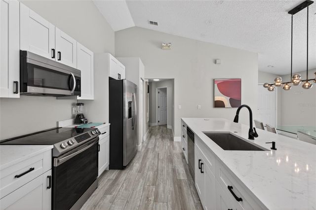 2212 MALLORY CIRCLE, Haines City, FL 33844