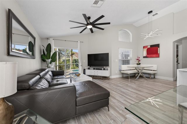 2212 MALLORY CIRCLE, Haines City, FL 33844