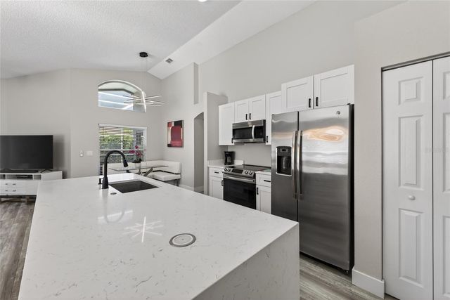 2212 MALLORY CIRCLE, Haines City, FL 33844