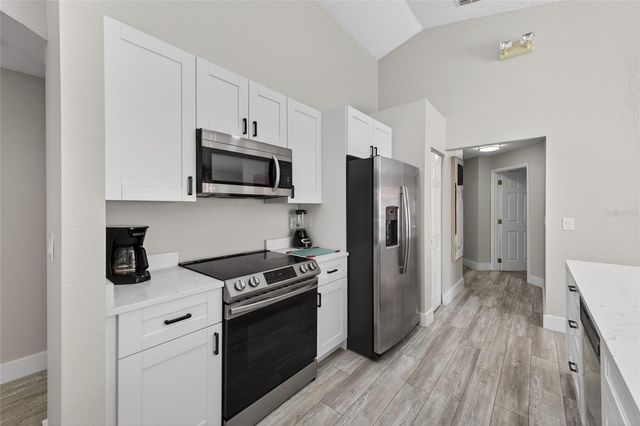 2212 MALLORY CIRCLE, Haines City, FL 33844