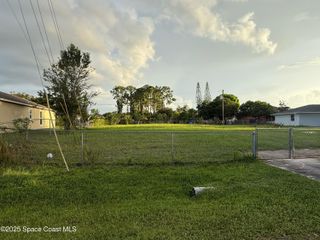 440 Americana Boulevard NE, Palm Bay, FL 32907