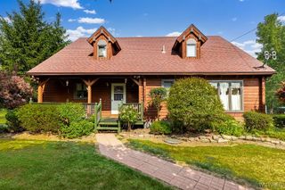 6940 Bear Ridge Road, Pendleton, NY 14120