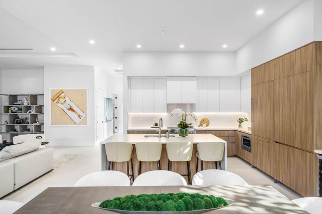 222 SE 5th Street, Delray Beach, FL 33483