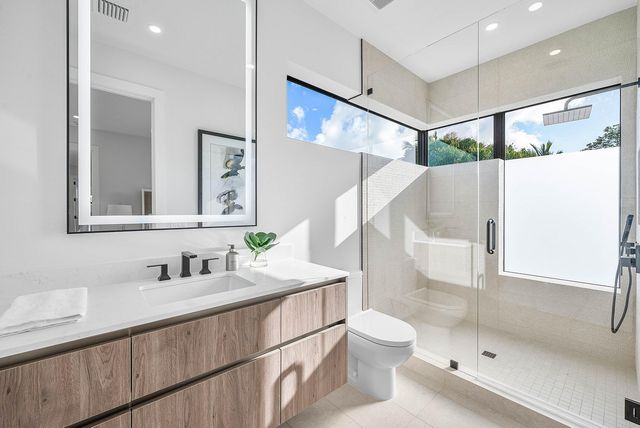 222 SE 5th Street, Delray Beach, FL 33483